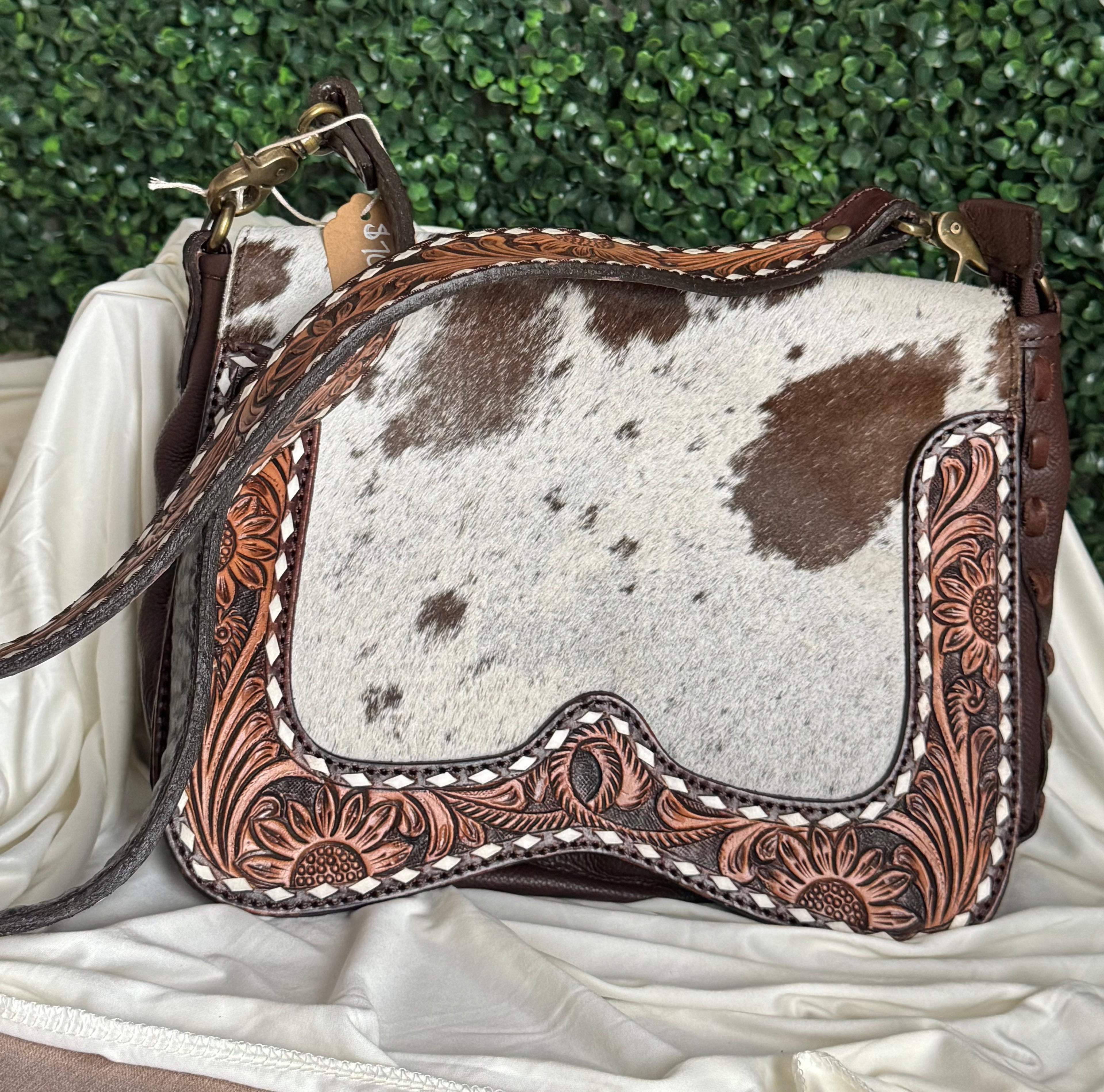 Sunflower trail crossbody